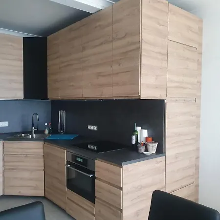 Met 2 Slaapkamers Op Zeedijk * Middelkerke