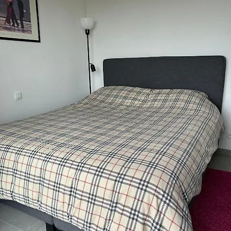 Met 2 Slaapkamers Op Zeedijk ميدل كيرك